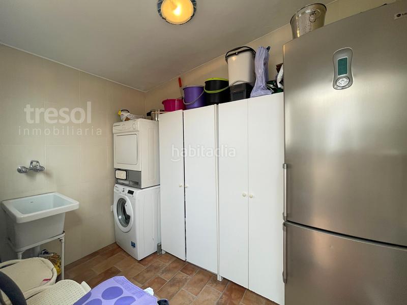 Foto fc51d976-d3cc-447c-9bc5-70975c928e27. Chalet avec cheminée chauffage dans Centro Alhaurín de la Torre