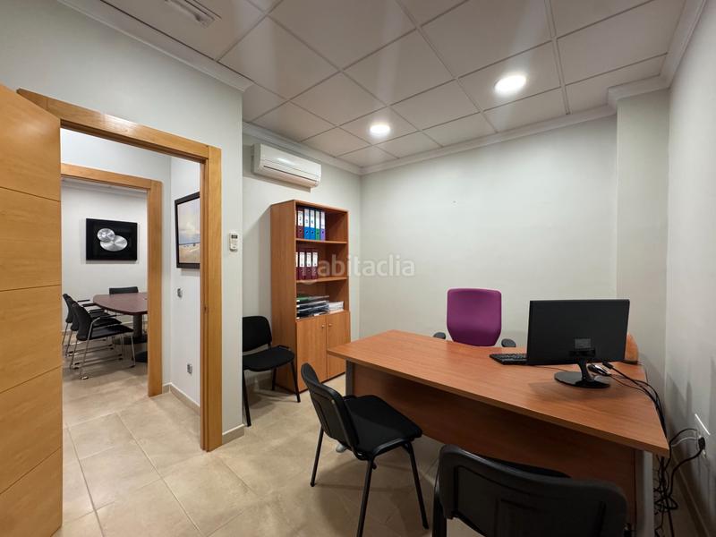 Foto a5f1e42c-7ce5-4cd2-98c7-e64cfb9a478b. Local comercial amb calefacció a Centro Alhaurín de la Torre