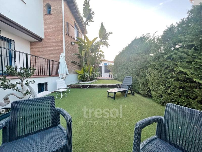 Foto 501e0c79-b332-425d-a53d-85eec38152b7. Casa aparellada amb aparcament piscina a Pinos de Alhaurín Alhaurín de la Torre