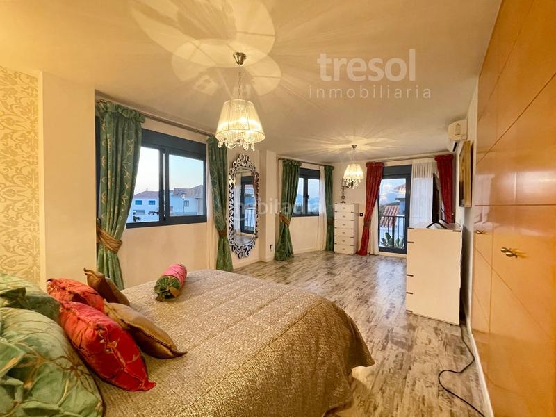 Foto 70de9334-a7c2-4341-8ad1-969f6067cf38. Casa aparellada amb aparcament piscina a Pinos de Alhaurín Alhaurín de la Torre