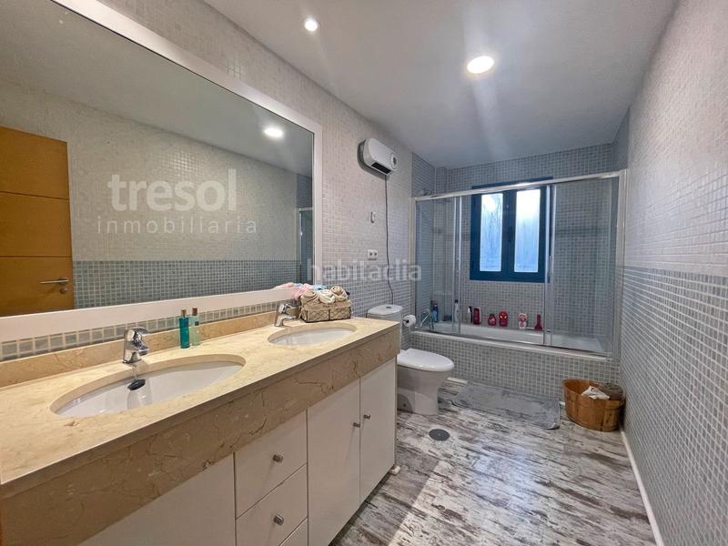 Foto 93c55ce7-4b2b-4cbe-b9f7-4b5dd93a7427. Casa aparellada amb aparcament piscina a Pinos de Alhaurín Alhaurín de la Torre