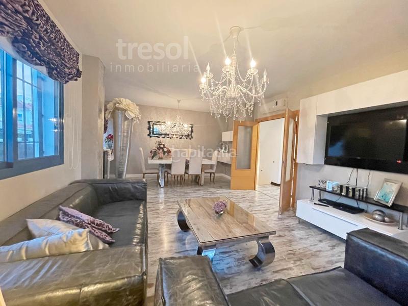 Foto 4a9bab61-747c-41ac-9be1-d1f30fb5fa80. Casa bifamiliare con parcheggio piscina in Pinos de Alhaurín Alhaurín de la Torre