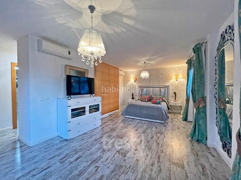 Foto f32578ae-232f-4fb5-a971-d6ff39668b2e. Casa bifamiliare con parcheggio piscina in Pinos de Alhaurín Alhaurín de la Torre