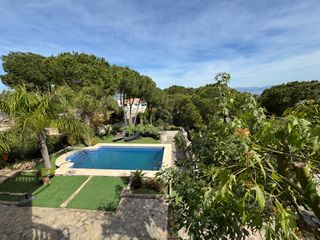 Chalet in Pinos de Alhaurín. Villa con excelentes vistas en pinos de alhaurín.