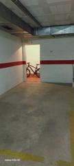 Parking voiture en Girn - Las Delicias. Aparcamiento con trastero