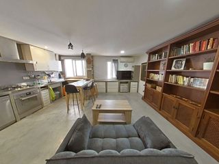 Etagenwohnung in Parque Ayala - Jardín de la Abadía - Huelín