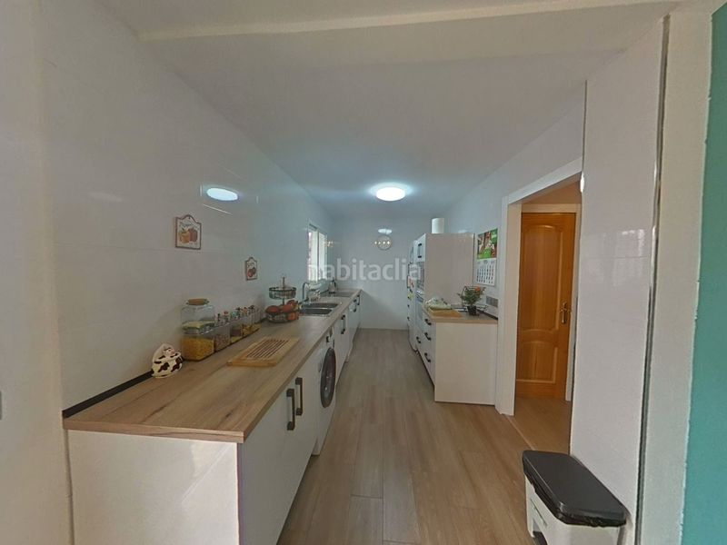 Foto 88b3a2f1-39f2-4f4e-9e63-d963eba61b07. Casa adossada amb aparcament a San Alberto - La Alcubilla - Florisol Málaga