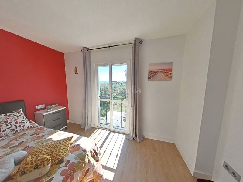 Foto 9c03a5f9-b807-4b97-9799-f3b644700349. Casa adossada amb aparcament a San Alberto - La Alcubilla - Florisol Málaga