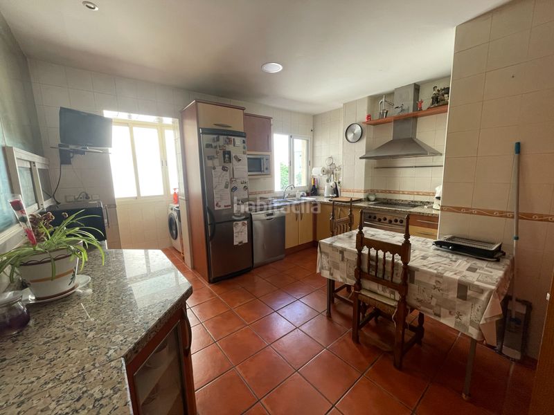 Foto e6a69cd8-d80b-401c-866e-14fde99a6b80. Pis a Paseo Marítimo Oeste - Pacífico Málaga