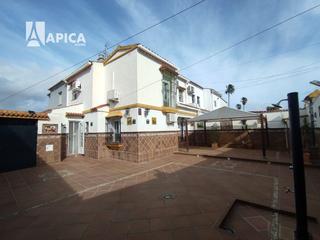 Casa adossada a Barrios (Los). Adosado en venta en los barrios, zona guadacorte