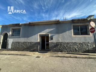 Local Comercial en El Rocío - La Milagrosa
