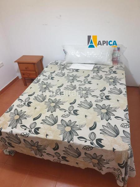 Foto ac13bfff-599e-41c7-86aa-cfab19ff3057. Casa in La Banda - Campo de Fútbol Chiclana de la Frontera