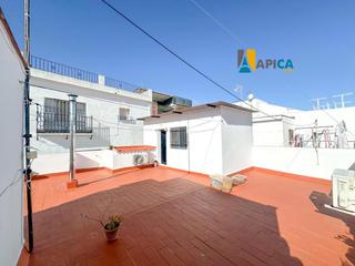 Casa adossada a El Rocío - La Milagrosa. Venta de vivienda en torremelgarejo
