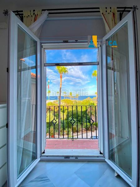 Foto 0c1f2fe0-7bee-4585-85cd-69427c40c4c0. Casa adosada se vende chalet adosado en alcaidesa, la línea de la concepción en La Alcaidesa