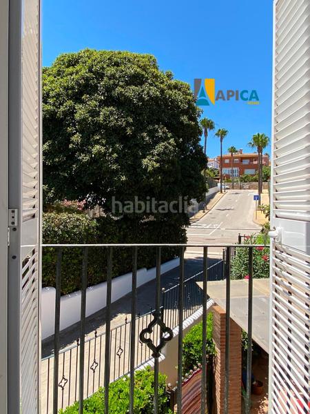 Foto f347d42a-ea8b-41bc-9255-9c42f27034c8. Casa adosada se vende chalet adosado en alcaidesa, la línea de la concepción en La Alcaidesa
