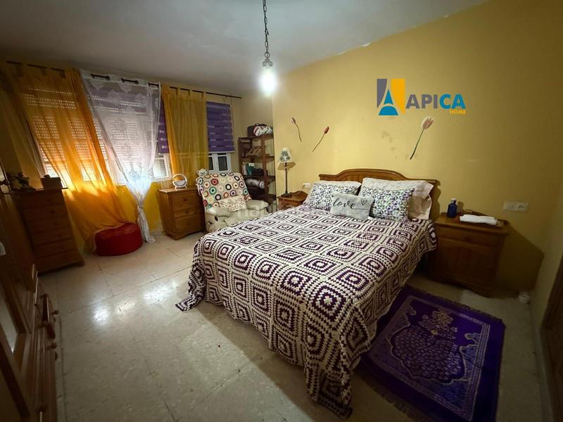 Foto 4611a175-a80b-495f-8127-510ddb508541. Maison jumelée avec chauffage parking dans San García Algeciras