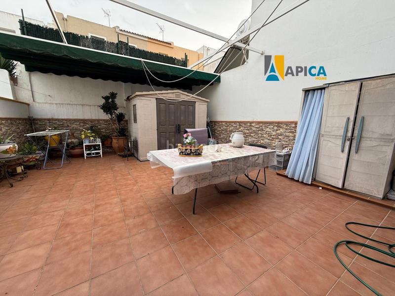 Foto cb581b9a-1afd-4a4f-a9b6-dcd0c8d6d1c2. Maison jumelée avec chauffage parking dans San García Algeciras