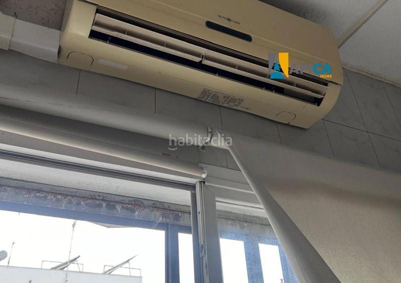 Foto ae761a80-bc9f-4000-addd-5108f2d80781. Local comercial  con doble acceso en el centro . en Barbate