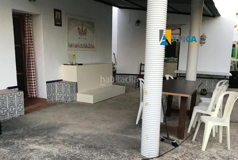 Foto cf6a436a-ea5a-4bfc-9ad9-2a7a8827fcd7. Chalet dans Barbate Barbate