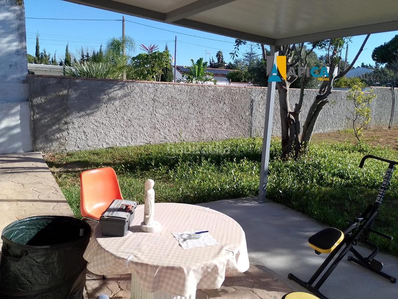 Foto 670a98e9-bd0e-40e5-9aec-5b3f3efe466b. Chalet mit heizung parking pool in Barrio Nuevo Conil de la Frontera