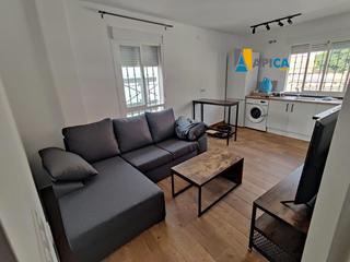 Pis a Centro-San Felipe-Huerta Fava. Se vende inmueble con  2 apartamentos en zona centro de la linea