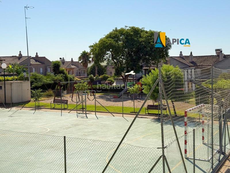 Foto d9ed125d-bbce-412f-bcd8-58f59d6f0e2f. Casa a schiera con riscaldamento parcheggio piscina in Jerez de la Frontera