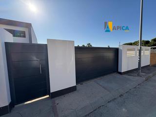 Finca rústica en Los Gallos. Solar urbano 500m2 con proyecto de vivienda, zona de los gallos.