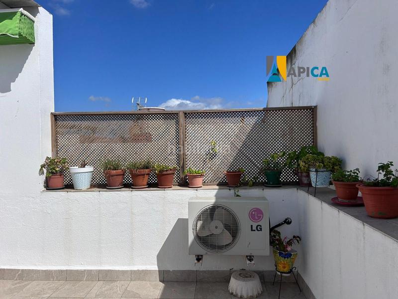 Foto 2b5e7be6-4d11-44f2-b7e1-2d47f2007e5b. Duplex in Barbate Barbate