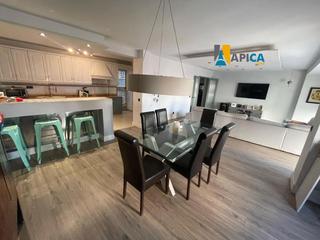 Piso en Centro-San Felipe-Huerta Fava. Se vende piso en el centro, en la lnea de la concepcin.