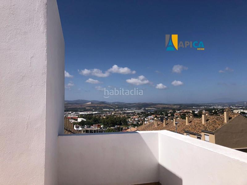 Foto 6f5aba62-8aa1-42d3-9d91-c7a12bacb7f1. Casa adossada amb aparcament a La Granja - La Colina - Los Pastores Algeciras