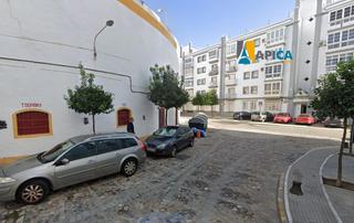Etagenwohnung in Plaza de toros - Venta Vargas - Capitania. Piso de 3 dormitorios, san fernando. zona plaza de toros