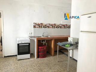 Appartement à Casco Antiguo. Casa de 3 plantas divididas en 5 apartamentos