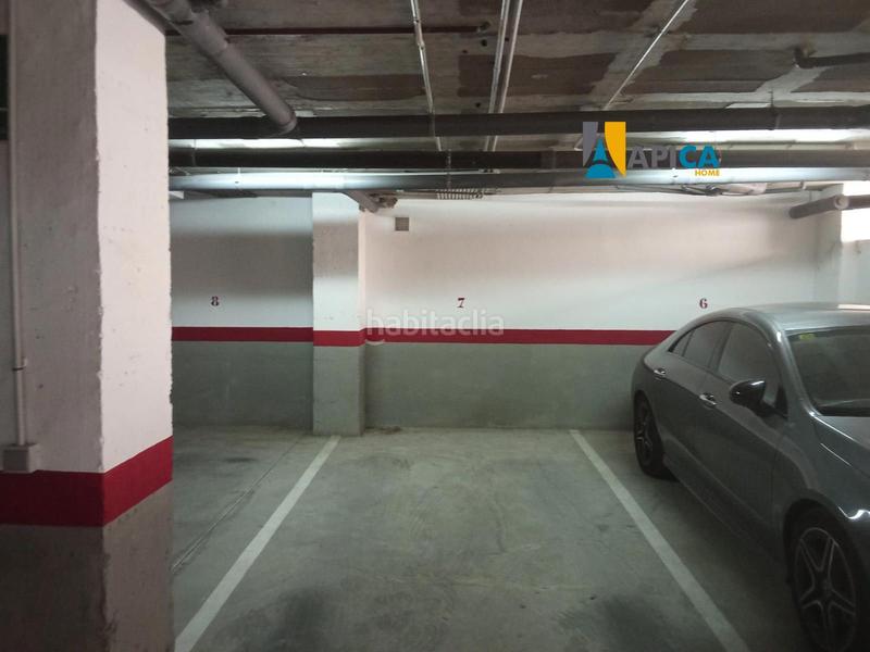 Foto d7af088d-6db4-4920-a039-c26b064192c5. Duplex with parking in El Rinconcillo Algeciras