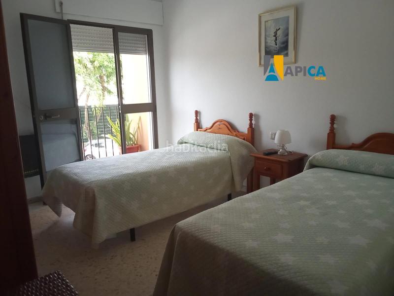Foto 0140444c-664c-4e85-b971-66466c92b83d. Piso , piso y hostal en zona tranquila y privilegiada. en San Roque