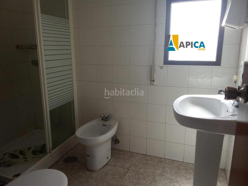Foto 29ebbbca-daf1-4d54-add6-1daffca02630. Piso , piso y hostal en zona tranquila y privilegiada. en San Roque