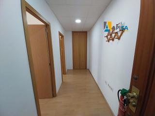 Geschäftsraum in Paseo Marítimo - San José - La Laguna. Oficina independiente en venta en cádiz.