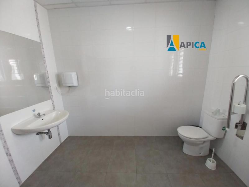 Foto e887c103-aefe-4b01-9773-951c511fa0c2. Local commercial dans Paseo Marítimo - San José - La Laguna Cádiz