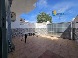 Casa adossada a Manilva Pueblo. Se vende casa  adosada en un estado excelente, en manilva