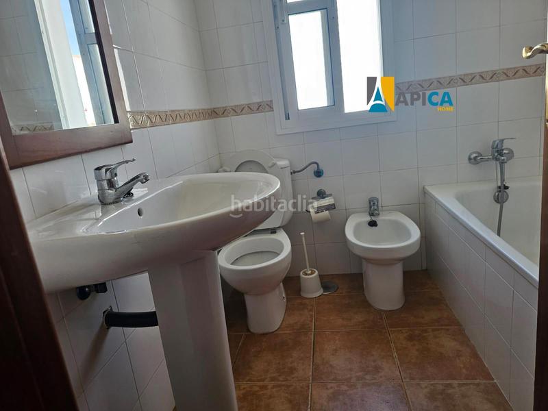 Foto a8d87052-52a7-41dd-94fa-d9d75e1b155f. Casa adosada se vende casa adosada en un estado excelente, en Manilva