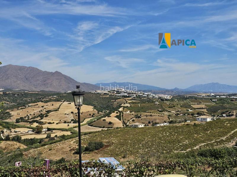 Foto aec52473-b7eb-4b43-ac19-21a045ecd7d9. Casa adosada se vende casa adosada en un estado excelente, en Manilva