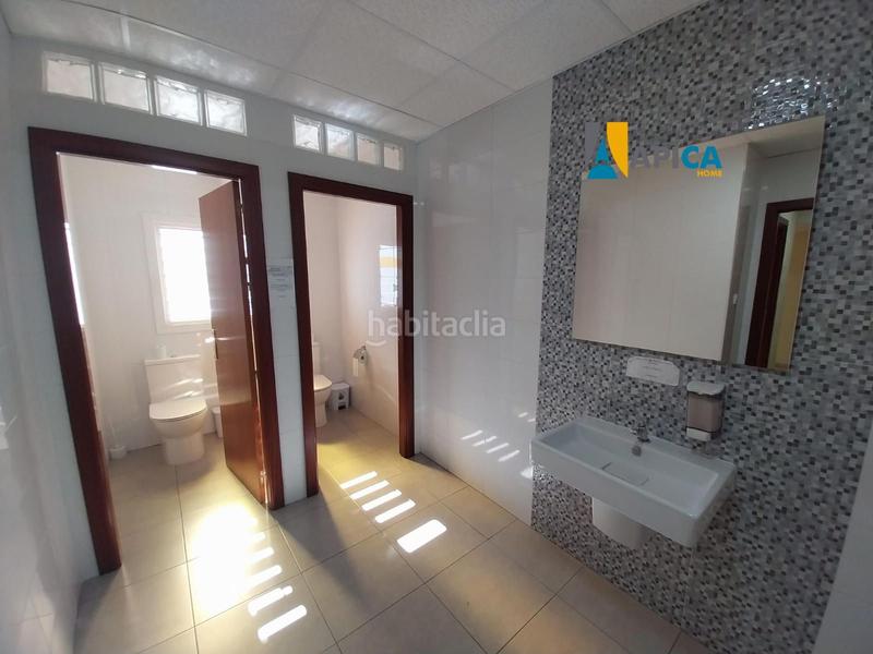 Foto 9070303c-1dc3-4836-888f-bfee9c27cf4f. Local commercial dans Paseo Marítimo - San José - La Laguna Cádiz