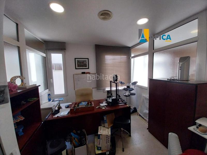 Foto 95cee3e5-77f8-4583-be49-1449d7e2b68a. Local commercial dans Paseo Marítimo - San José - La Laguna Cádiz