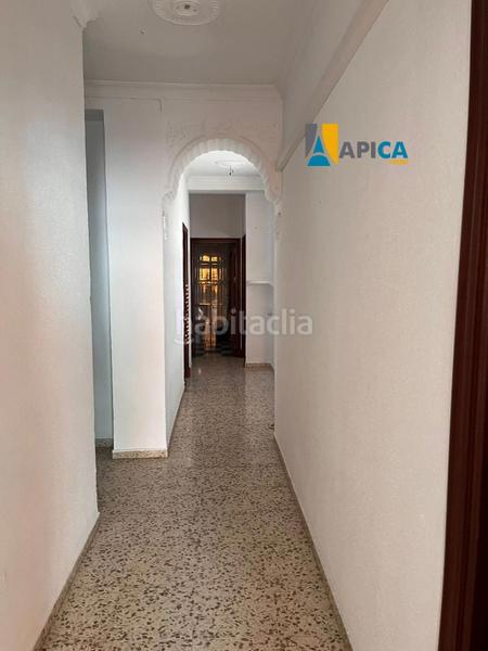 Foto 75b88fa0-b15b-4bfe-bf2b-993728fb4399. Pis a La Banda - Campo de Fútbol Chiclana de la Frontera