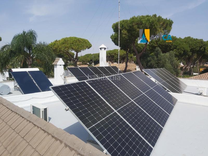 Foto 3ff2bc9a-5de6-418b-843e-ef152bdb430f. Chalet con riscaldamento parcheggio piscina in Las Lagunas - Campano Chiclana de la Frontera