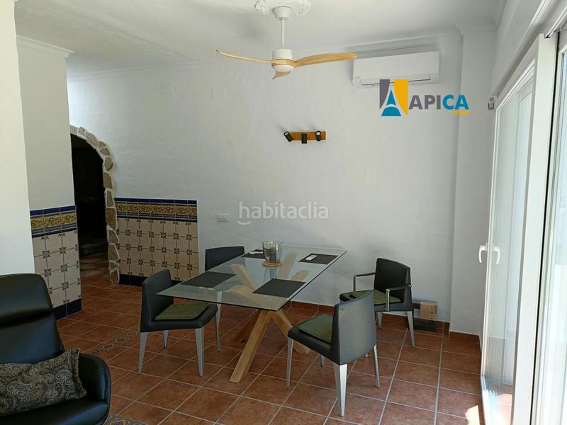 Foto a2dbccdf-19bd-4158-8c6c-9a99eb83f047. Chalet con riscaldamento parcheggio piscina in Las Lagunas - Campano Chiclana de la Frontera