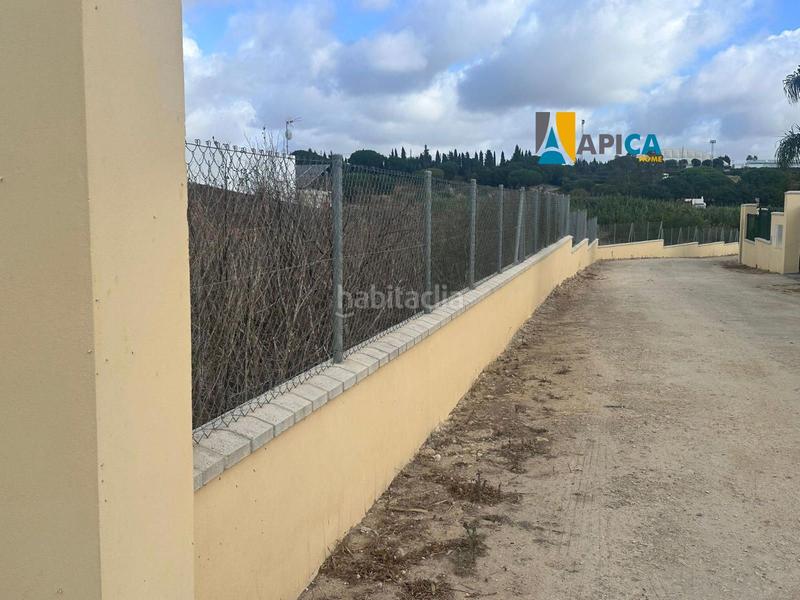 Foto 872a515d-3047-403b-ab10-74e477f85c36. Finca rústica parcela rústica segregada de 1793m2 en la zona de el soto en Barbate