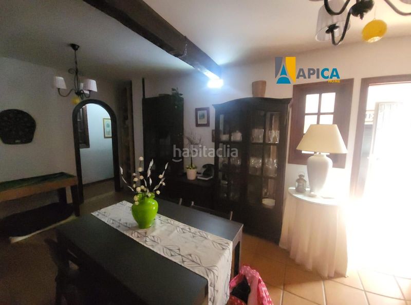 Foto f3df2a30-f5d7-46aa-892e-0f57ecd87e6e. Pis a Benaocaz