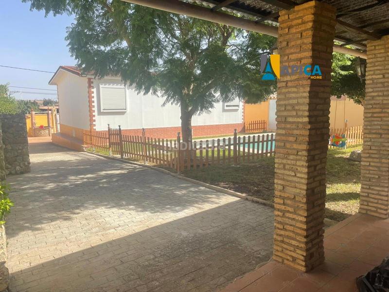 Foto f1f3bf3d-4a7d-410f-b55d-76620742fe2b. Chalet mit pool in Pelagatos - Pago del Humo Chiclana de la Frontera