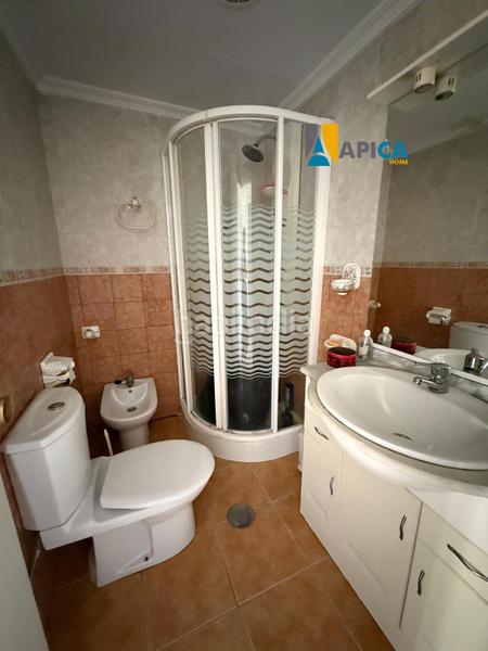 Foto 0e750c8b-4e04-4591-87e2-19c3da621aeb. Semi detached house with parking in San García Algeciras