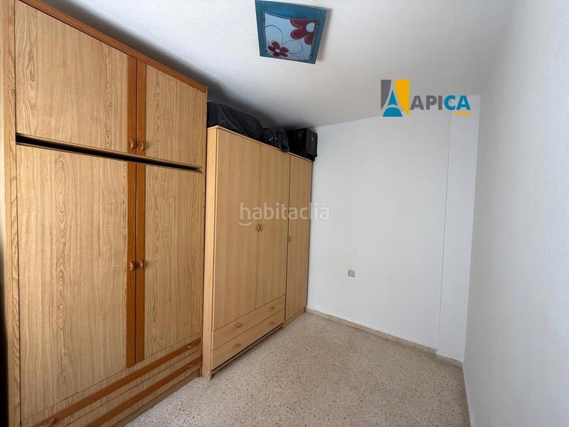 Foto f9b208e9-45f3-4825-a292-dab6ebc8679c. Semi detached house with parking in San García Algeciras